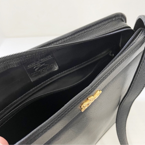 Longchamp black leather vintage minimalist shoulder crossbody bag - Picture 6 of 10